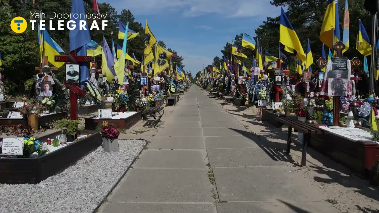 Лісове кладовище у Києві продовжує поповнюватись могилами наших Захисників