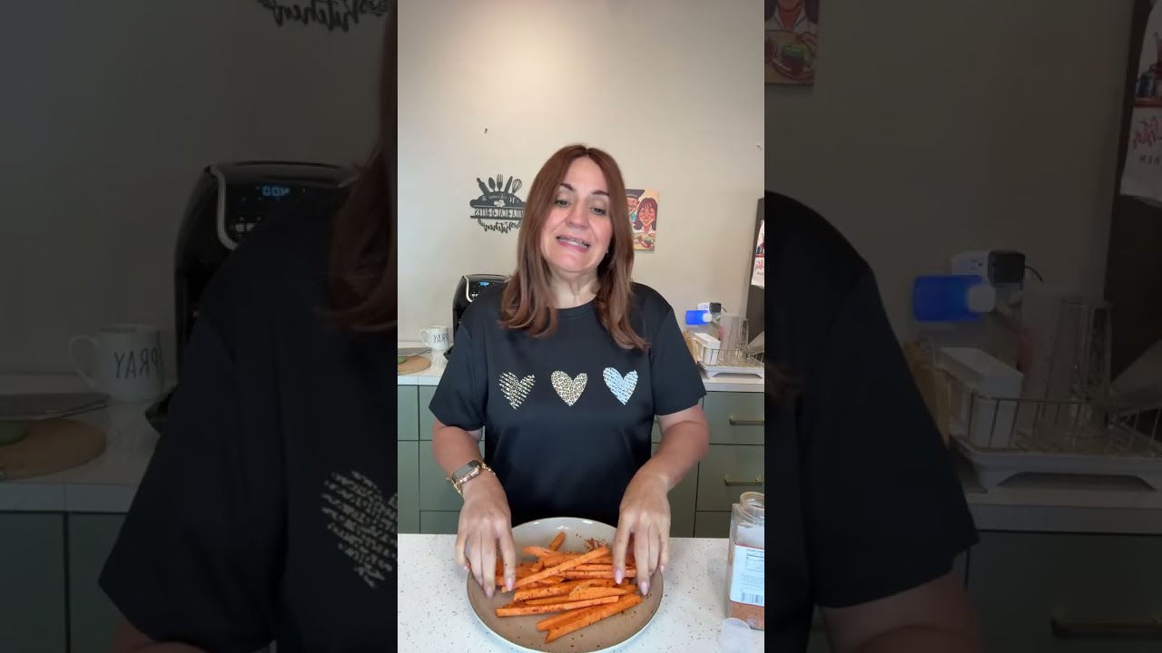 Breakfast Loaded Sweet Potato Fríes