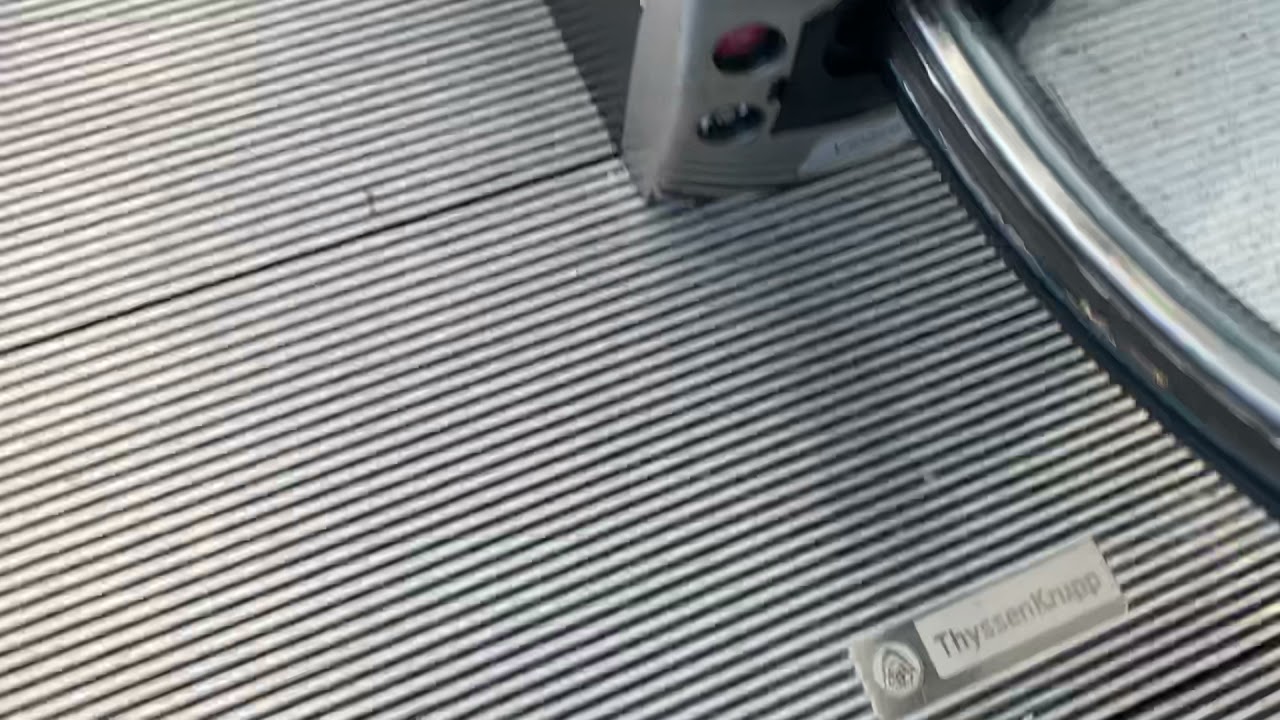 Display Thyssenkrupp Rolltreppe