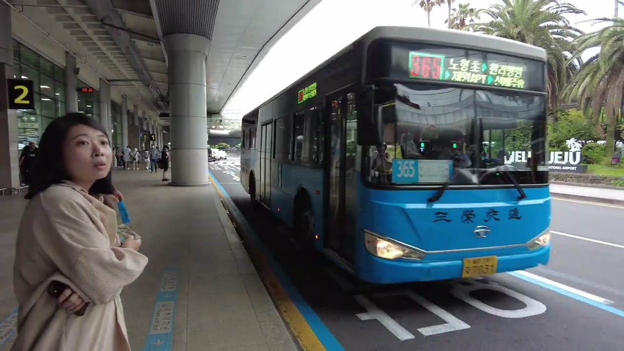 Jeju Bus 365 Ride in Jeju Island, Korea