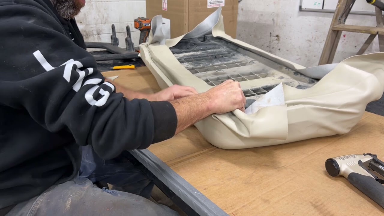 How to recover Yamaha golf cart seat