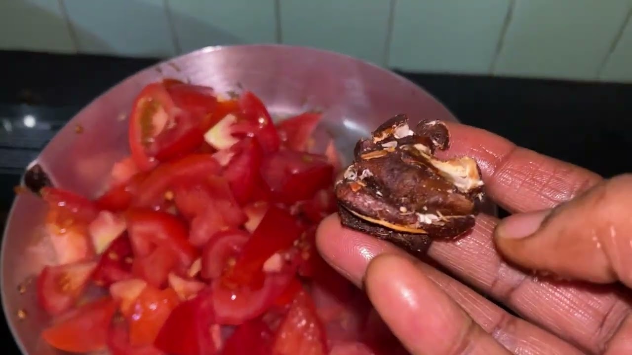 Minuvulu tomato yendu mirchi pachadi 😋