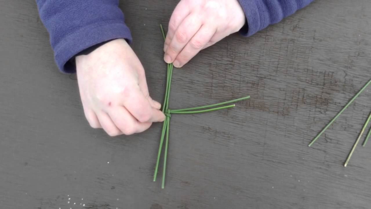 How to Make a St Bridget's Cross