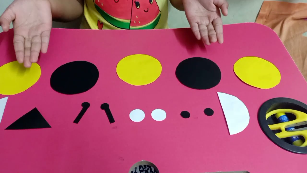 Aarohi's Paper Art - Honey Bee