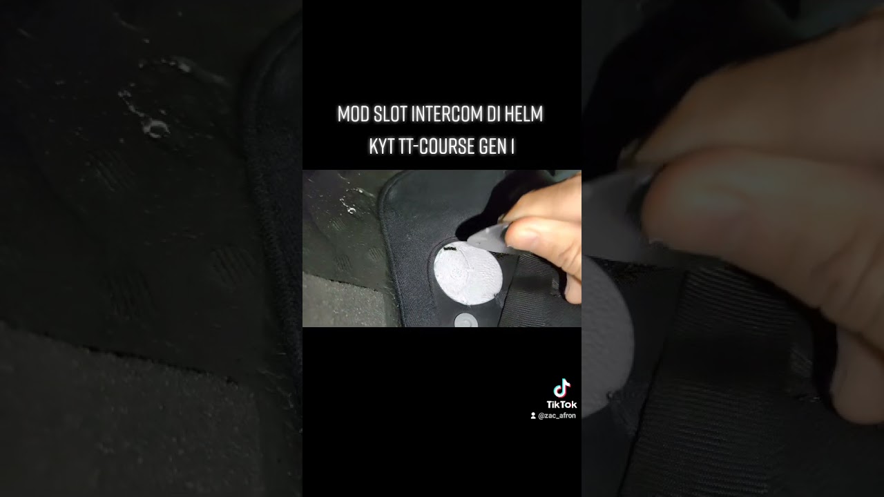 proses pembuatan slot intercom di helm KYT TT-COURSE GEN 1