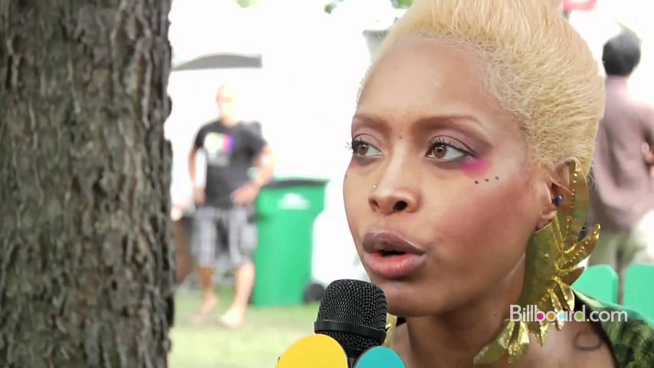 Exclusive Interview w/ Erykah Badu
