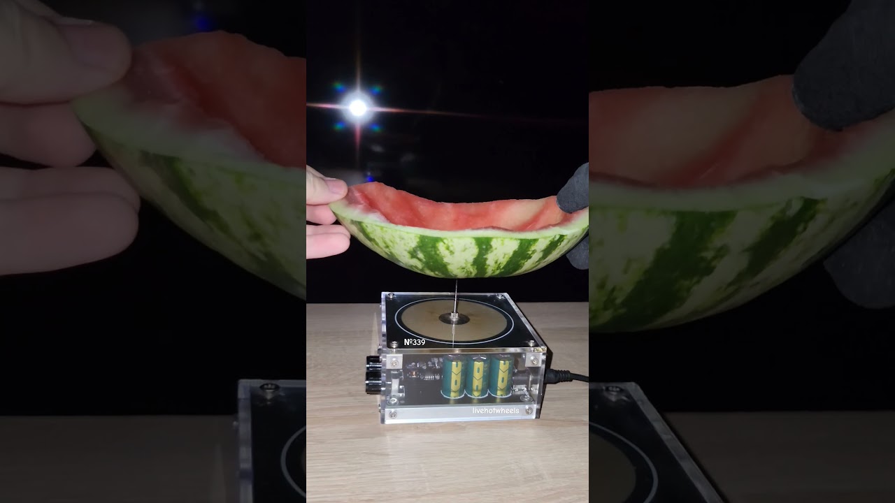 😍 Music Tesla Coil #experiment #teslacoil #shortsvideo #watermelon