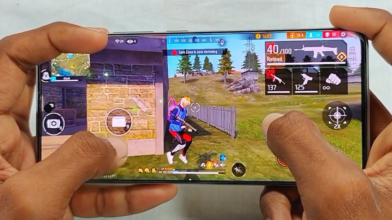 Solo Vs Squad 🎀 Handcam ⚡ Poco X7 Pro 📲 Free Fire Gameplay 🎯