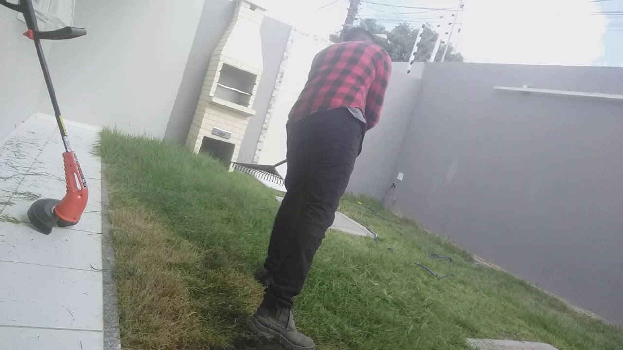 AMPARANDO A GRAMA DO JARDIM  COM RO&Ccedil;ADEIRA ELETRICA TRAMONTINA PARTE #02