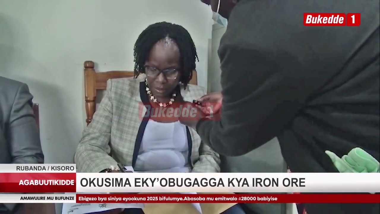 Agabuutikidde Okusima eky'obugagga bwa Iron Ore Minisita Nabakooba asisinkanye abakulembeze