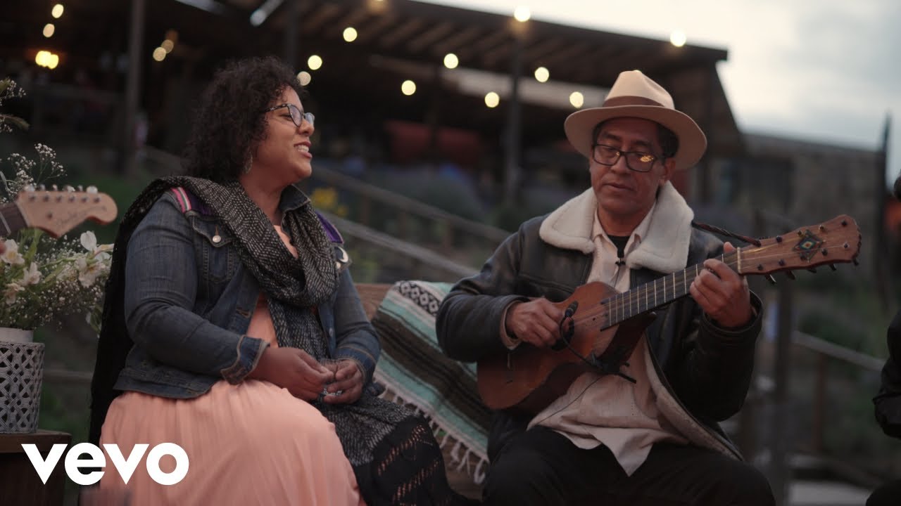 La Santa Cecilia, Patricio Hidalgo - La Carretera