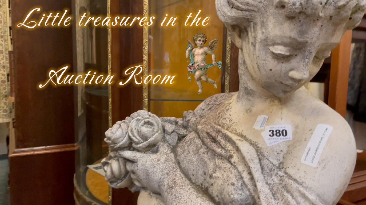 Little Treasures in the Auction Room 💎😻🌻#vintage #auction #antiques