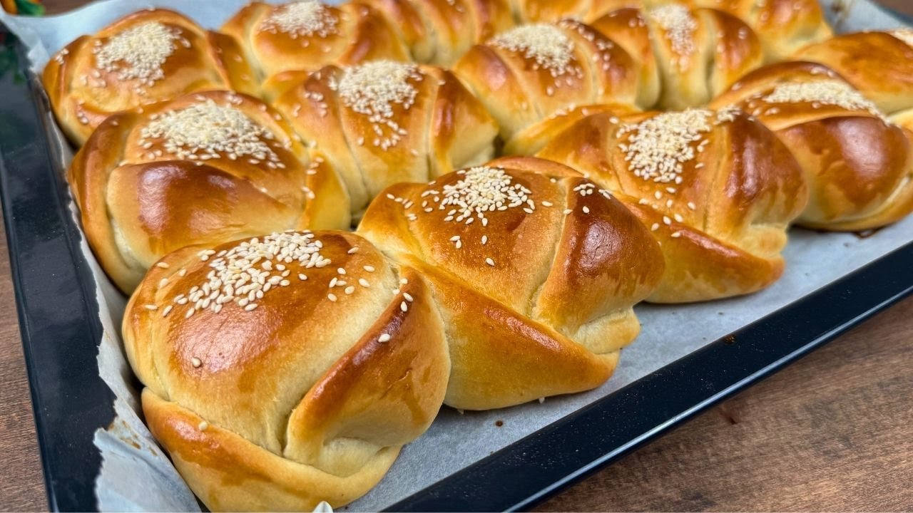 Как использовать остатки сыра: мягкие и пышные булочки! Быстро, просто, вкусно!