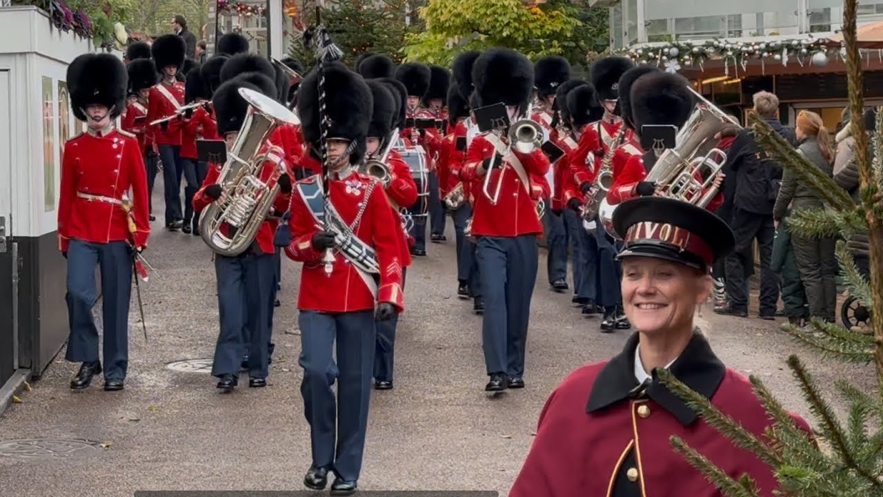 🎄🎺 Parade i haven – Jul i Tivoli 2025, første lørdag 🎺🎄