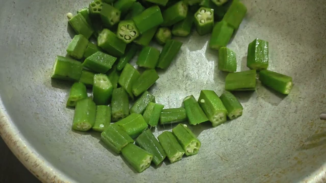 Today Special Vendakkai Kulambu 😋 |   சாதத்துக்கு செம்ம காம்போAkila’s Home Cooking👍#trending #video 