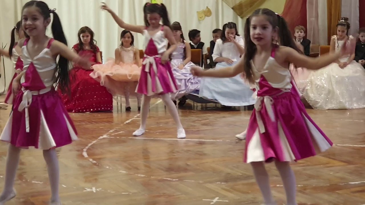 202002 - Farsang - Alsós - 1. osztály - Lányok - Barby Girl