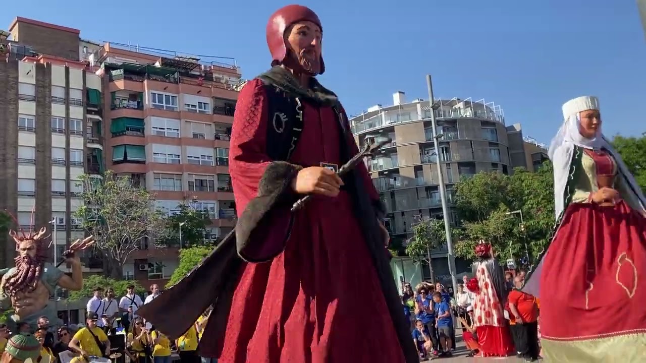 Els Gegants del Clot de Barcelona Ballen a les Festes de Santa Eulàlia d'Hospitalet