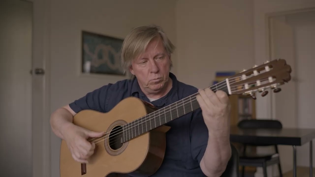 Meu Avô (Raphael Rabello) - played by Doug de Vries