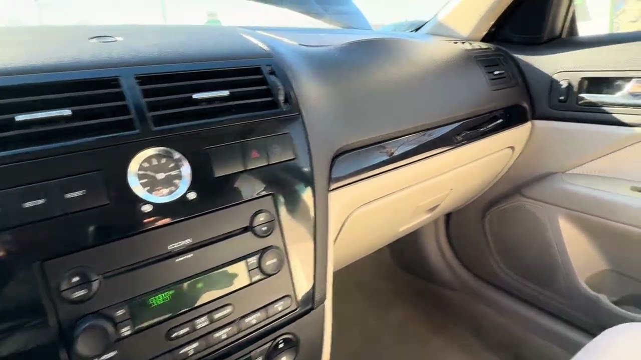 06 Ford Fusion #8529