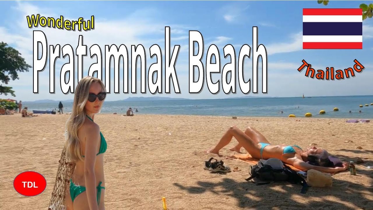 Pratamnak Beach - Am I the only one? !!/  ⛱️