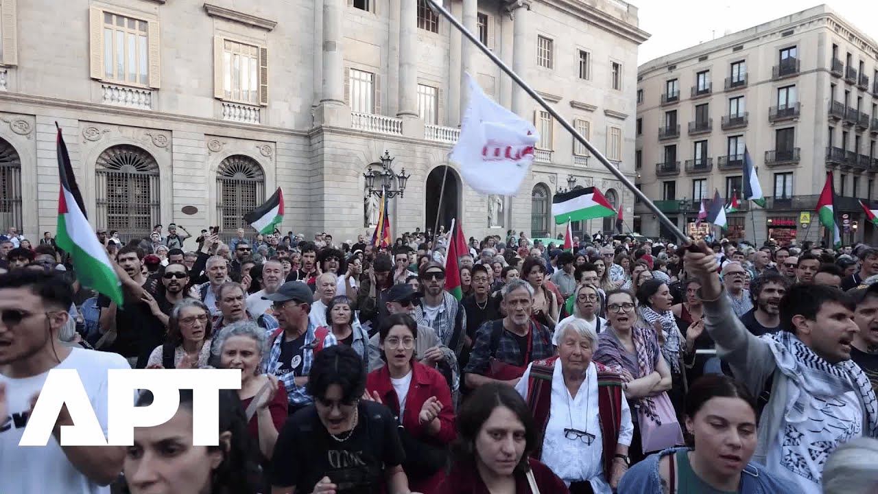 Israel Summons Spanish Envoy Over Gaza Remarks Amid Mass Protest in Barcelona | APT