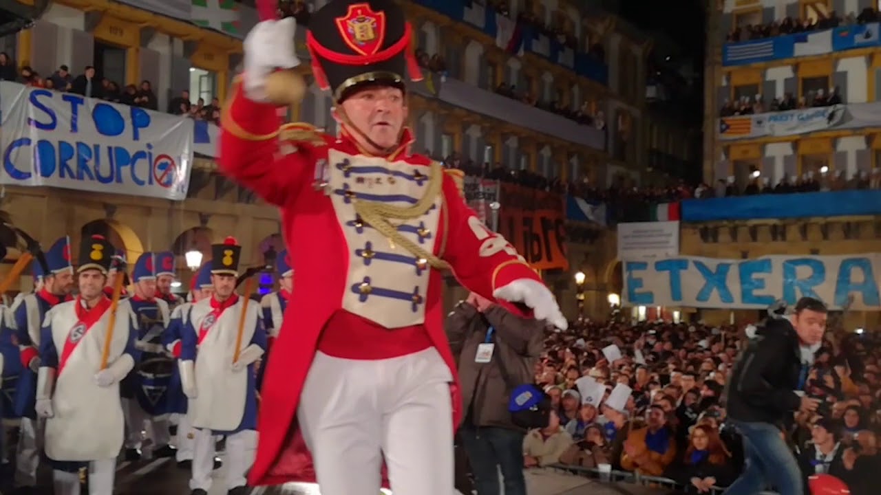 TAMBORRADA 2018: IZADA DE LA BANDERA
