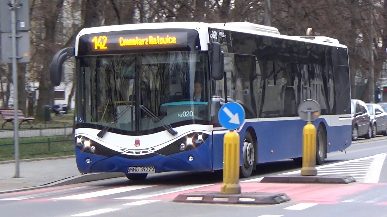 Autobusy w Krakowie  na Alei   Przyjaźni