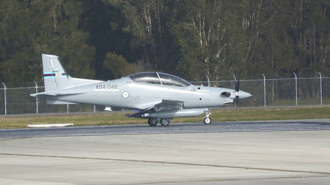 RAAF FAC PC21 Taking off from RAAF Base Williamtown