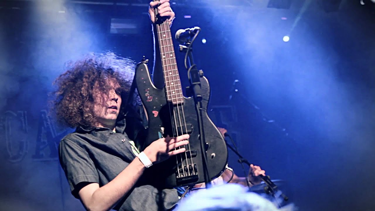 Pyhät Tepot - Punk Heräsi Henkiin [Live @ Gloria 15.9.2011]