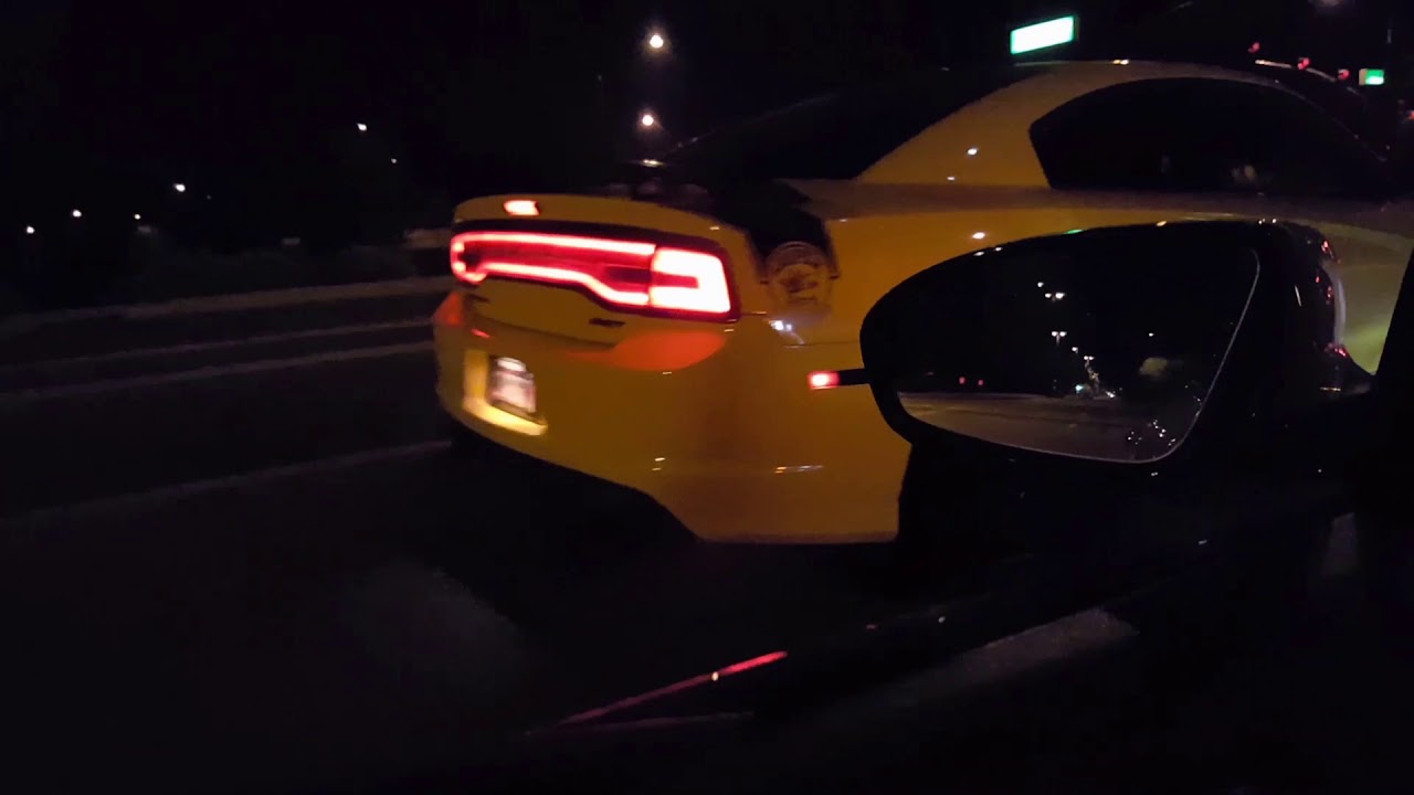 Insane SRT!! Super bee, Tearing up the streets!