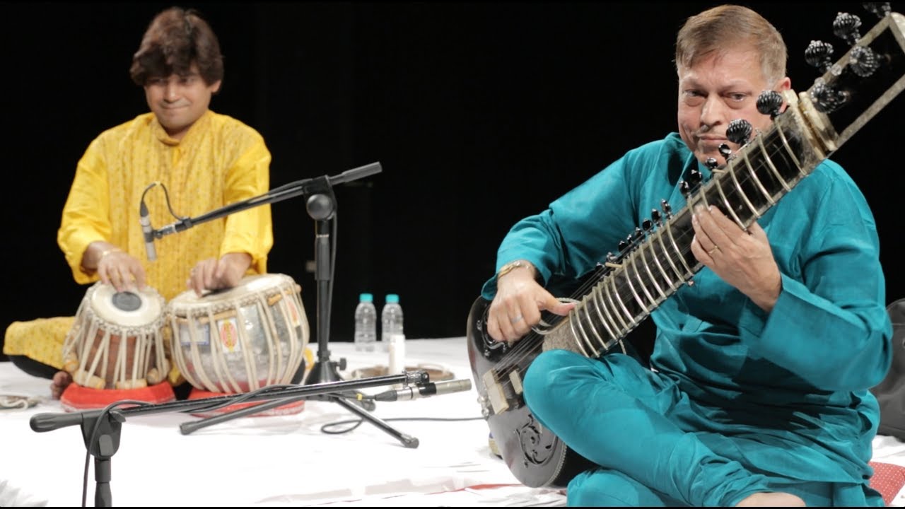 Budhaditya Mukherjee: Raag Tilak Kamod
