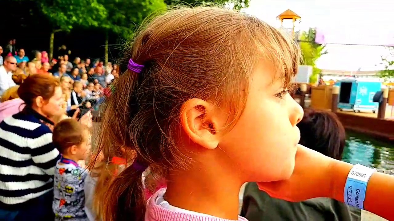 Welcome to Legoland, Welcome Show & Meet 'n Greet Lego Friends, Legoland Windsor 2017