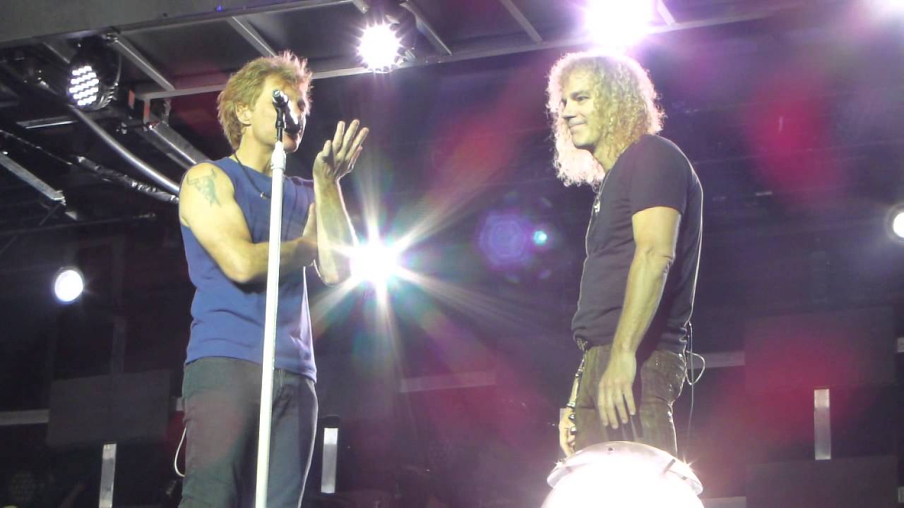 Bon Jovi - These Days / This Ain't A Love Song - Mailand Milano - San Siro