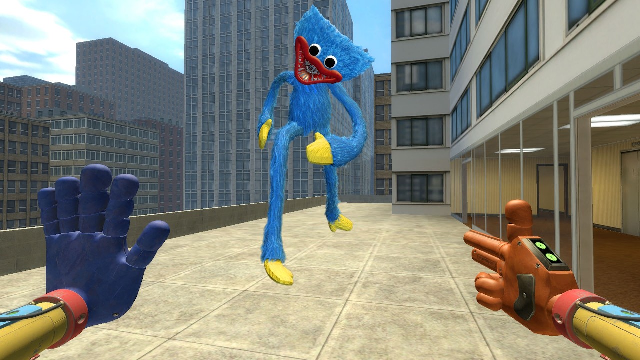 HUGGY WUGGY  FROM POPPY PLAYTIME CHASES ME ACROSS THE ROOFTOPS! 😱 | Garry’s Mod