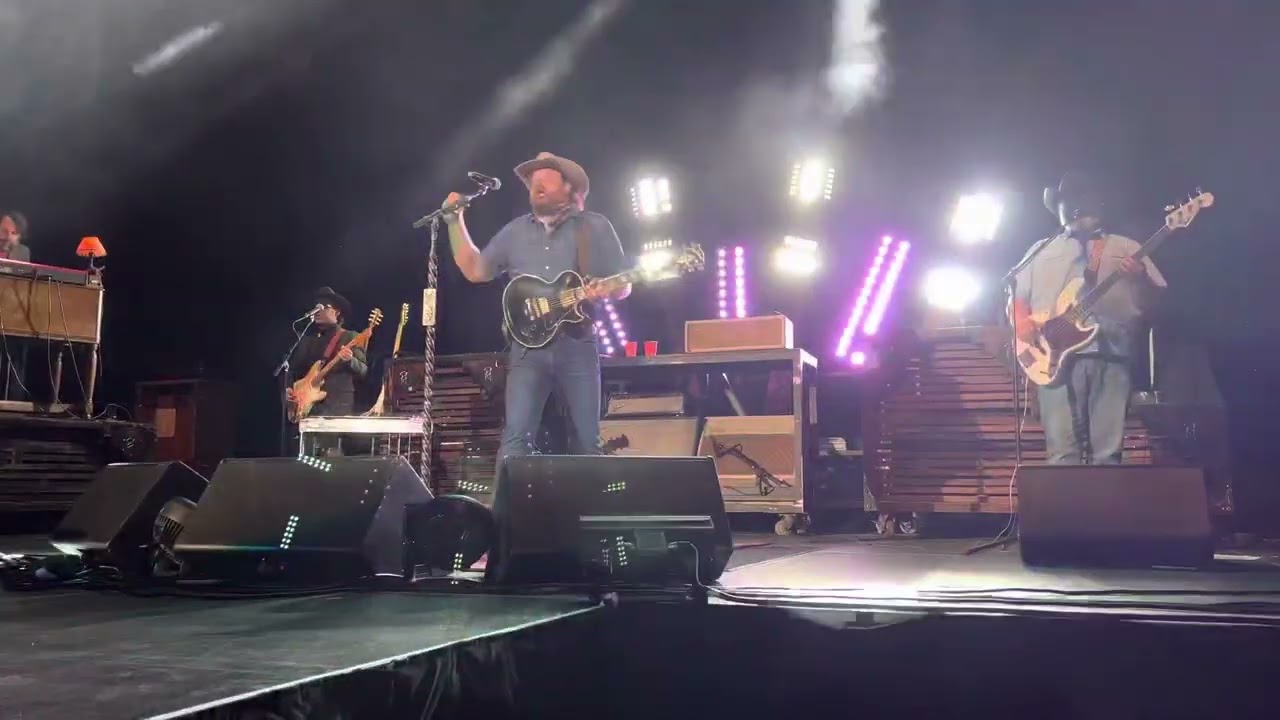 Randy Houser-Boots On(live) 11/11/22 NOW Arena