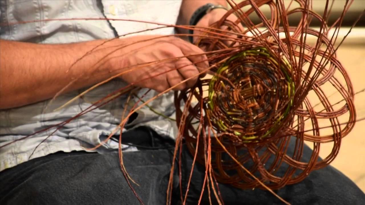 Carlos Herrera demonstrates Pueblo basketmaking