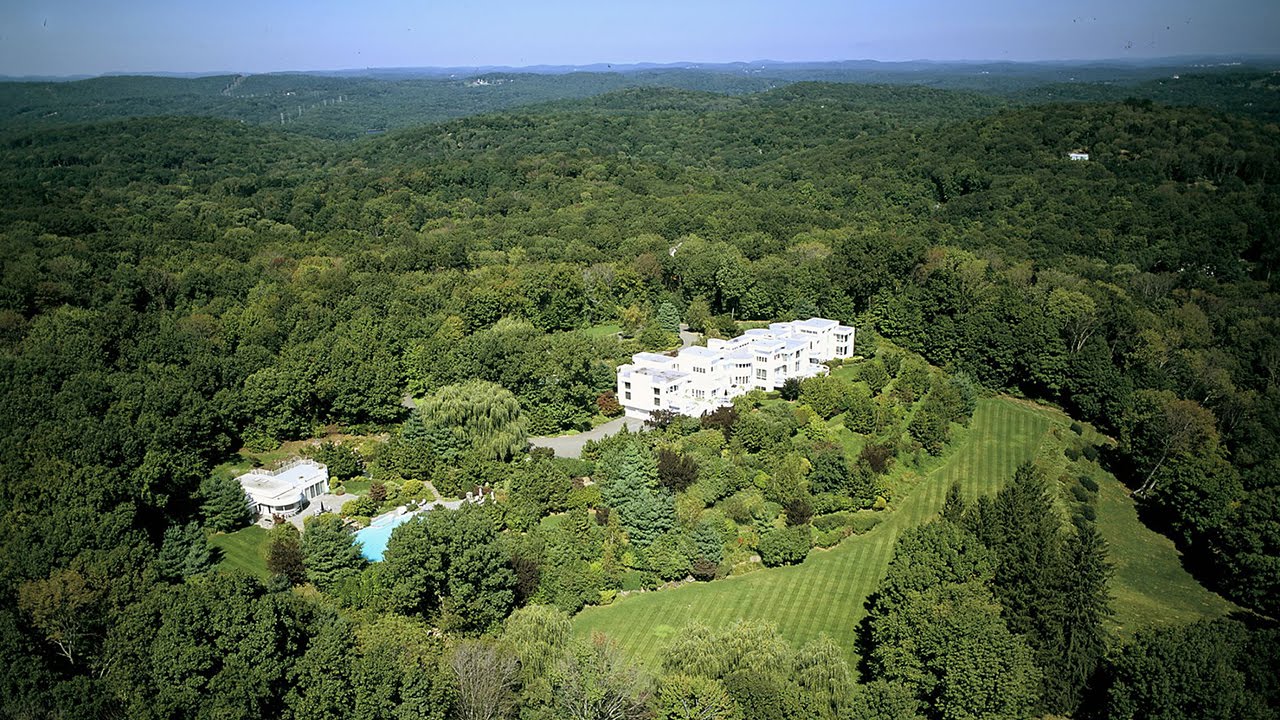 47 Lawrence Farms Crossway Chappaqua NY Real Estate 10514