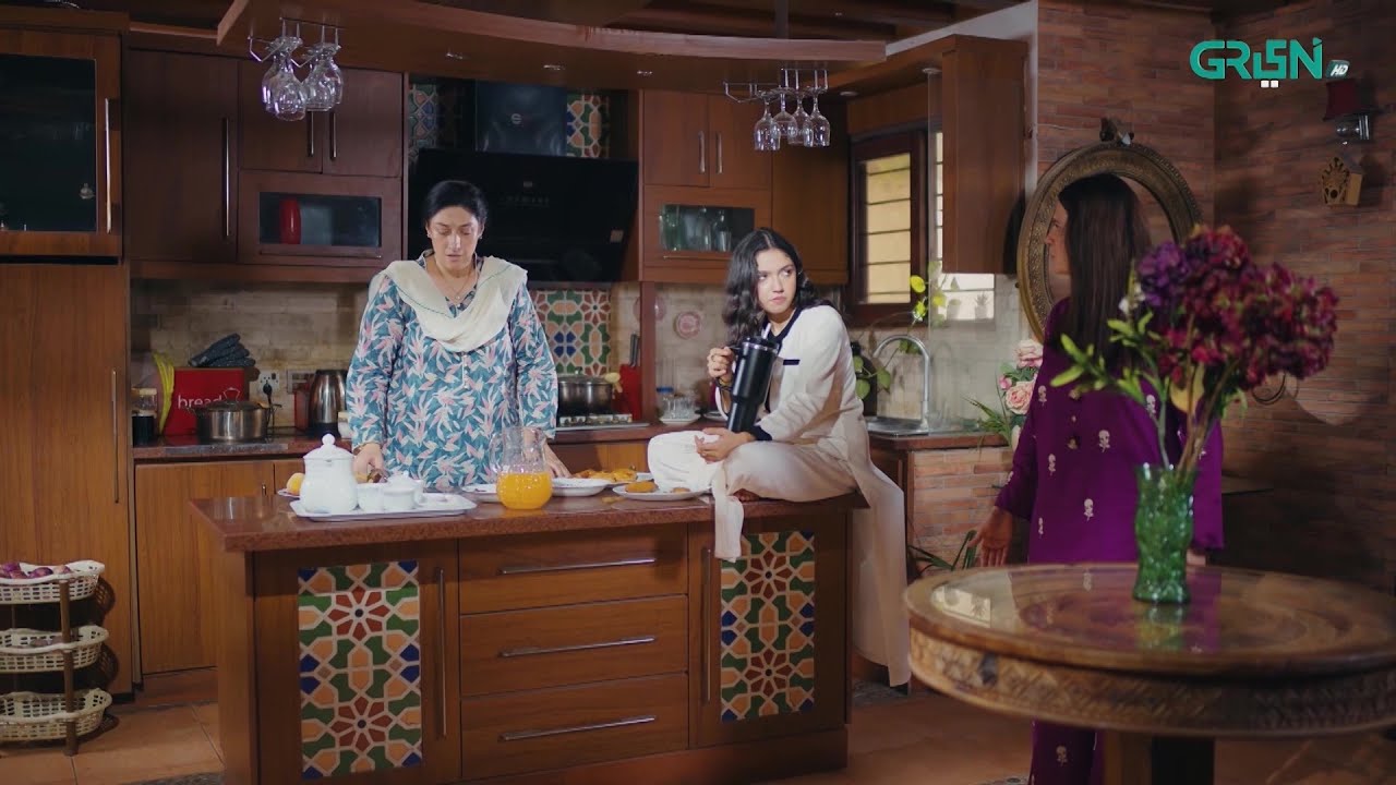 Tumhari Wajah Se Meri Beti Ka Rishta Kharab Hogaya | Aina Asif - Ahmed Rafique - Sunita Marshall |