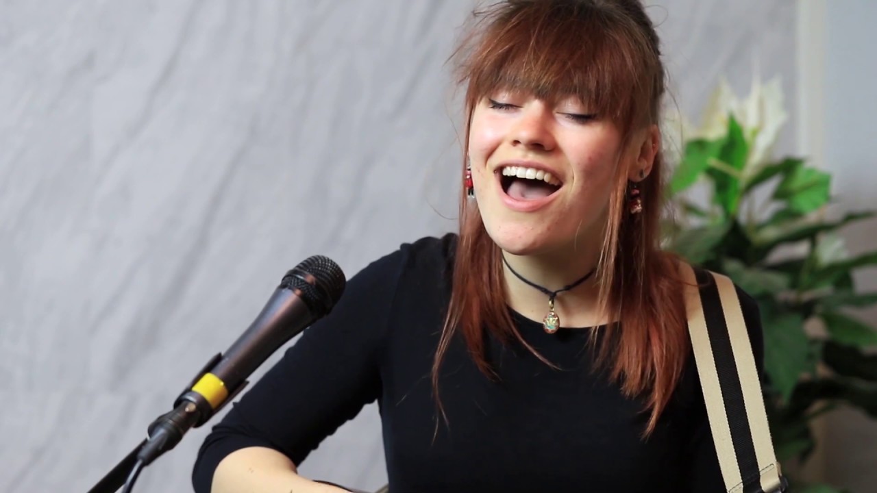 Meet Zoe Bestel | New Kanilea Ukulele Artist