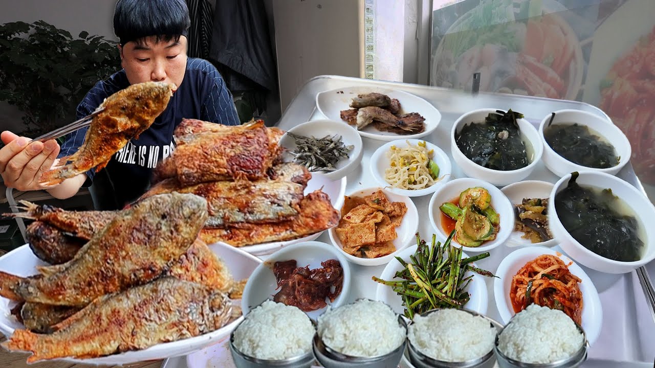 백반 5천원인데 생선구이 2종류..반찬 10가지 이상.. 머리뼈까지 다 씹어묵자..