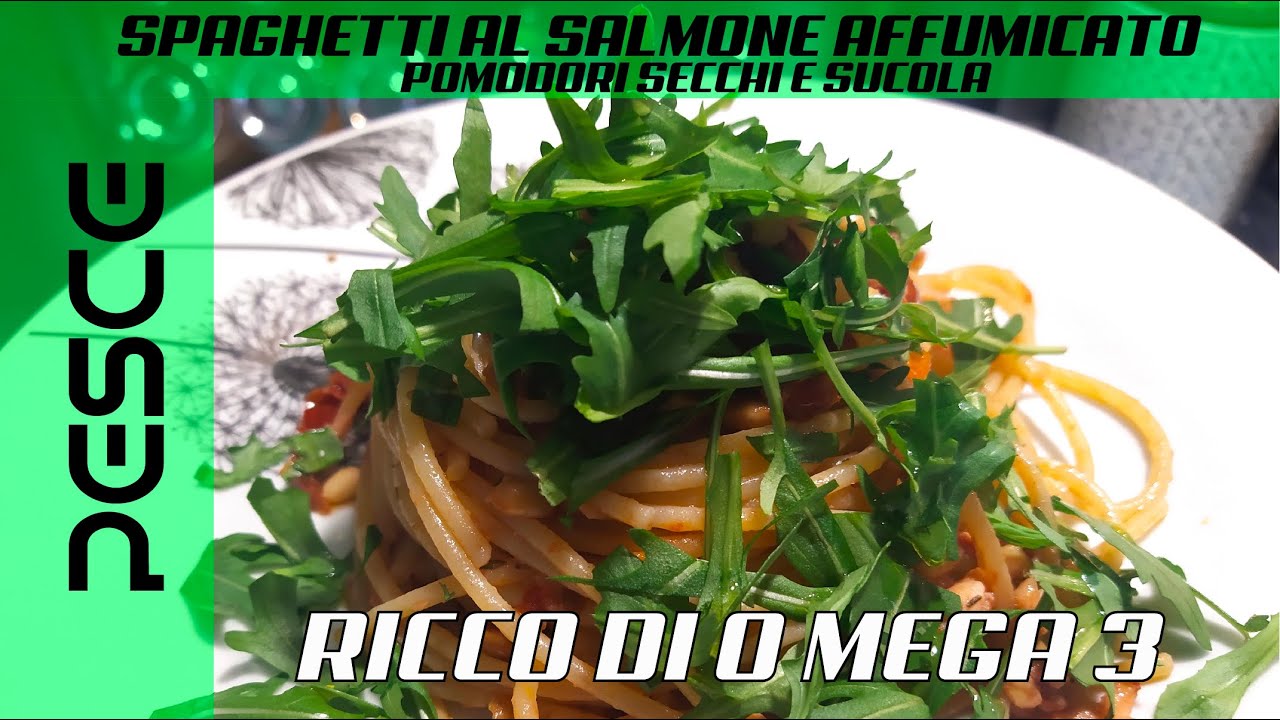 Spaghetti al salmone affumicato, pomodori secchi, pinoli e rucola. 🤤🤤🤤