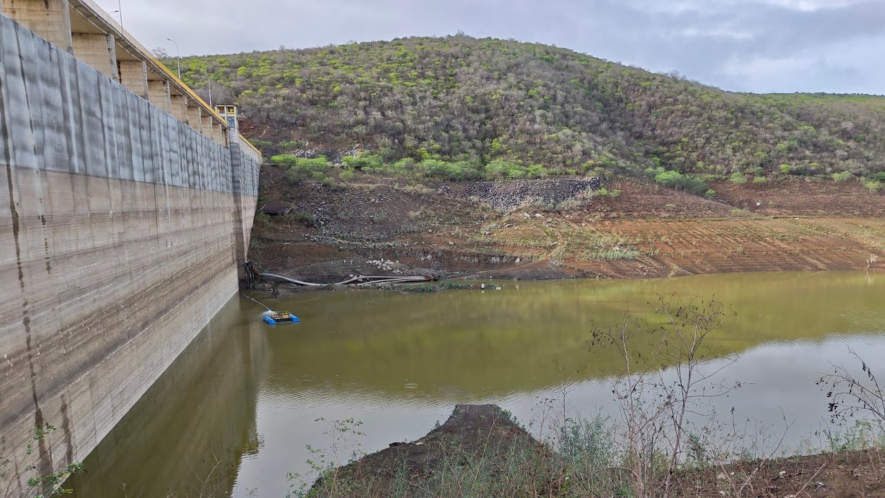 URGENTE: GRANDE ENCHENTE DENTRO DA BARRAGEM JUCAZINHO, CUMARU/SURUBIM - PE | 03/03/2026