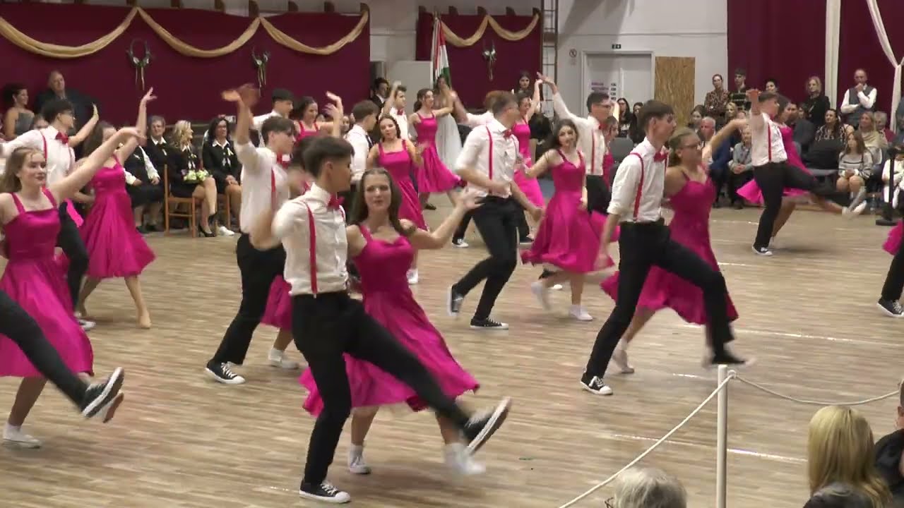 AJRG Szalagtűző 2025: A 12.e osztály tánca - grease show