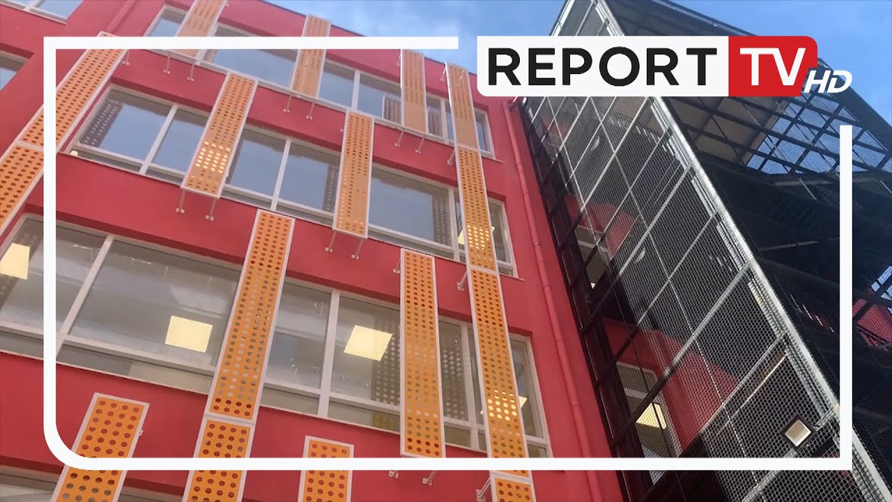 Durrës/ Nxënësit dhe mësuesit rikthehen në shkollën e rindërtuar “Bedrie Bebeziqi”