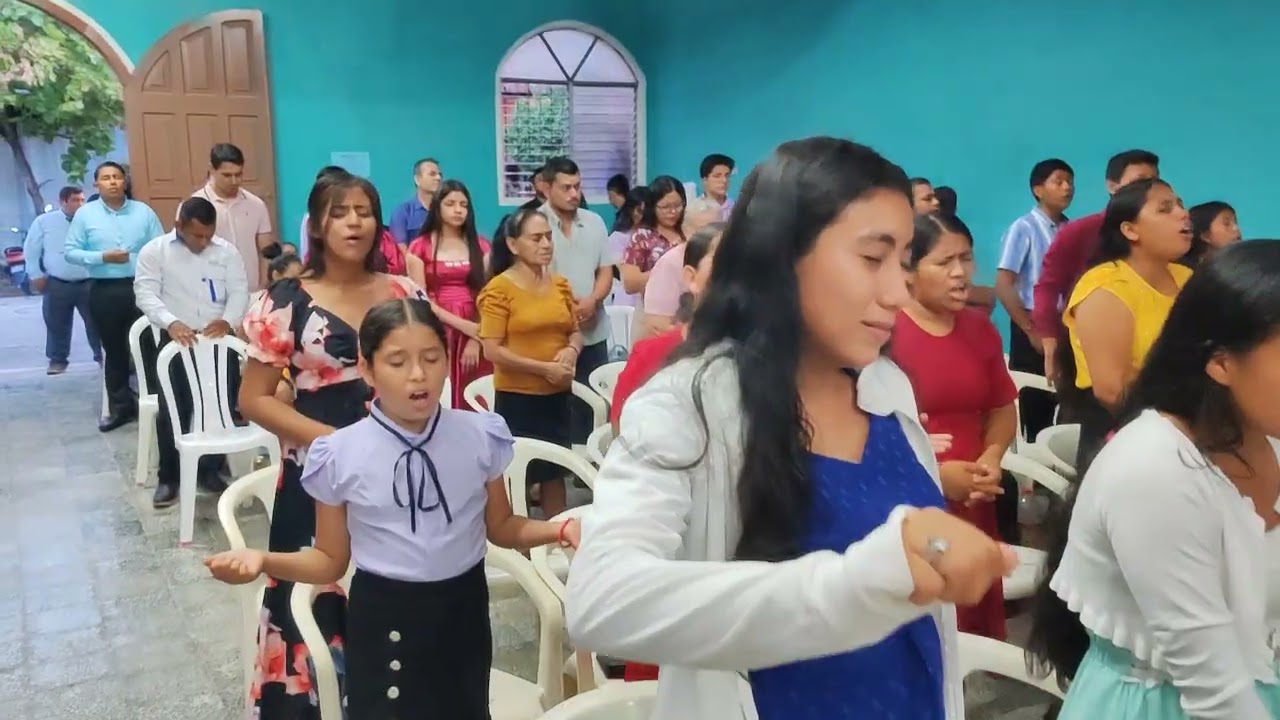 Iglesia Principe de Paz, San Benito, Barrio 3 de Abril. Campaña de Jóvenes.