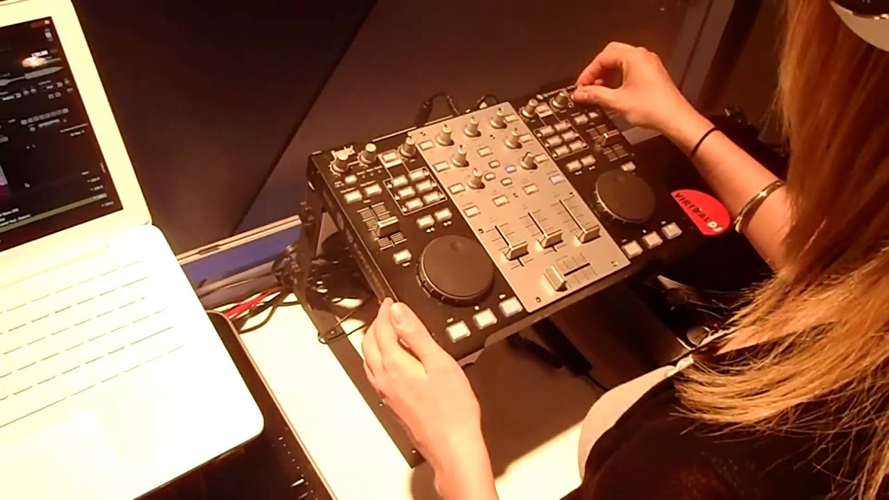 Musikmesse 2010: Hercules  DJ Control Steel & Timecode Vinyl (Deejay Trim)