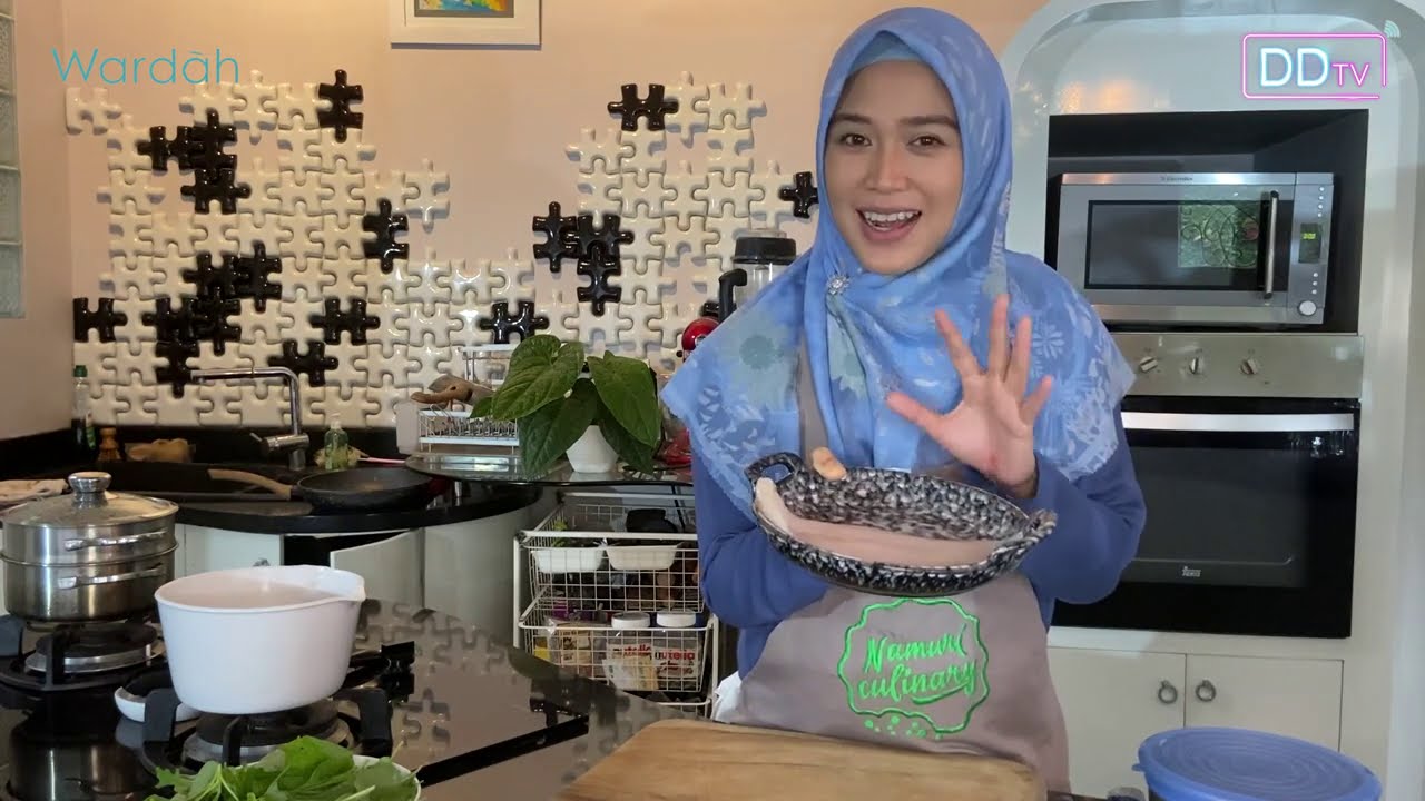 Cooking Easy & Healthy with Lisa Namuri