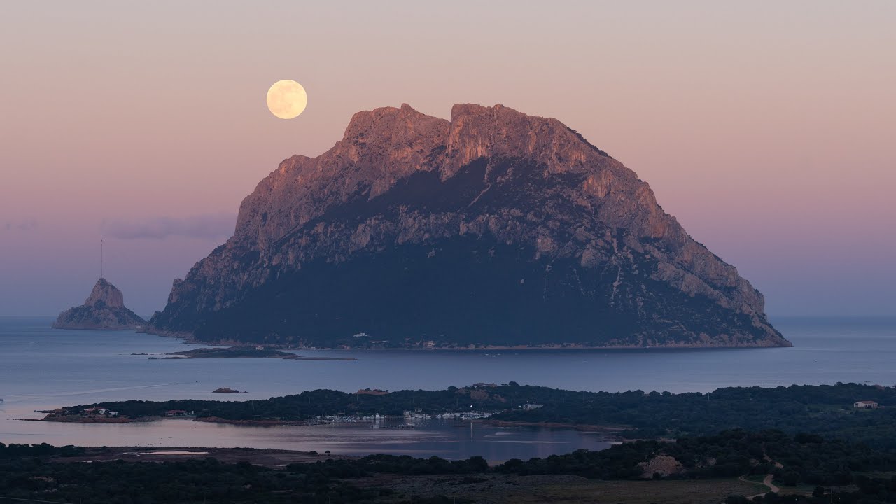 La Sardegna è un'altra cosa - voce di Luca Ward
