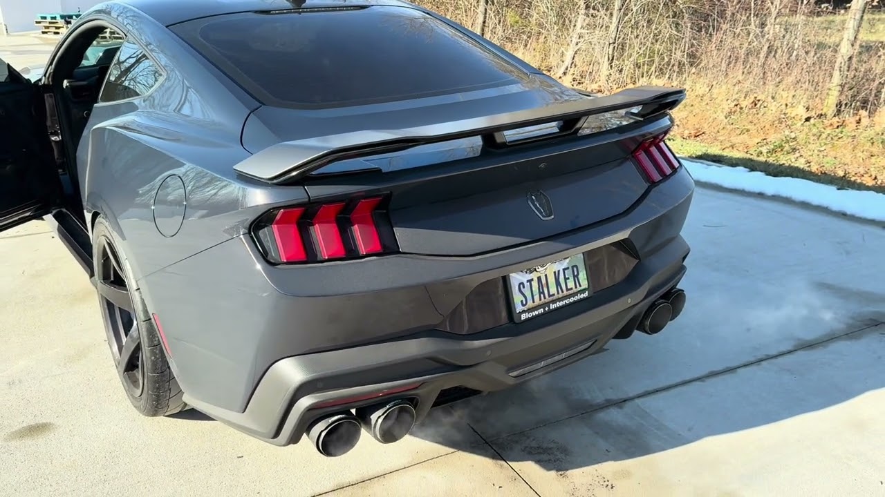 Выхлопная система S650 Dark Horse MBRP Catback для нашего Mustang 2025 года.