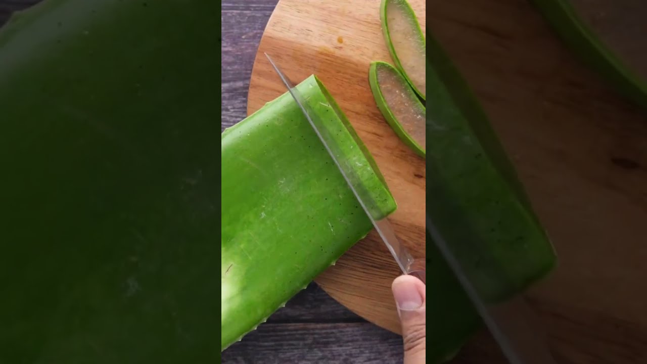 5 Healthy Benefits of Drinking Aloe Vera Juice #aloevera #healthyfood #natural #skincare #plants